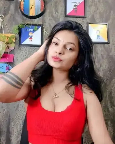 Call Girls Service in Shalimar Bagh